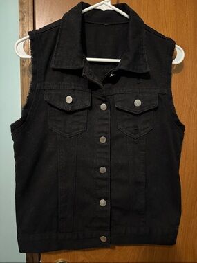 Black Sleeveless Denim Vest